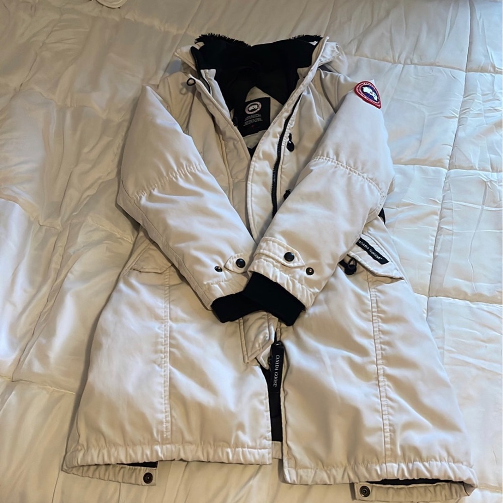Canada goose woman’s jacket
